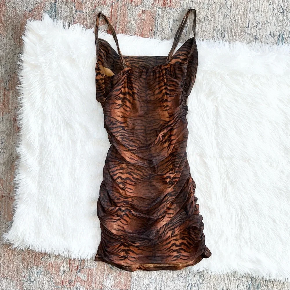 Princess Polly Harlan Mini Dress Tiger Brown 4 - Picture 4 of 5